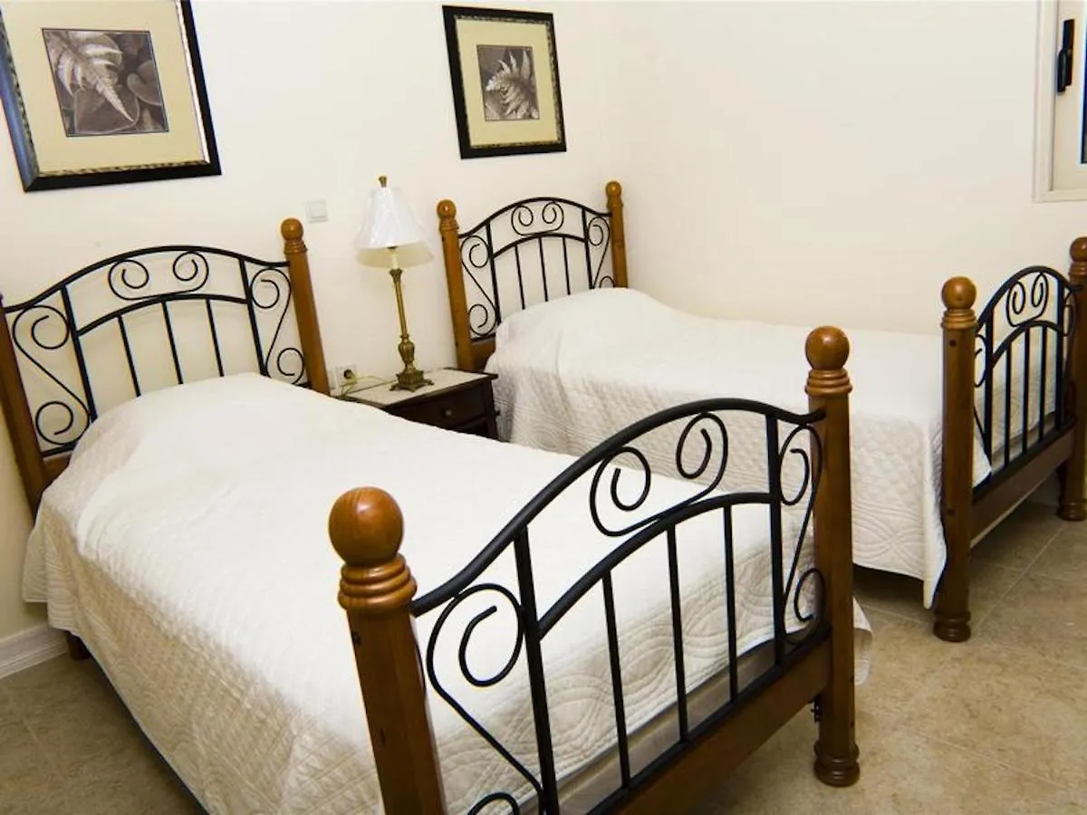Comfortable Holiday House For 10 Persons, With Swimming Pool Rethymno  Rethymno (Crete)